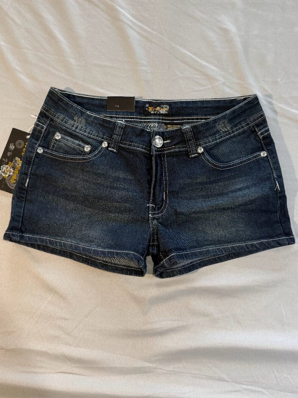 Mi-Jeans USA Junior's Low Rise Rhinestone & Pearl Accents Denim Shorts Sz 5 NWT